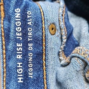 Universal Thread Jeans